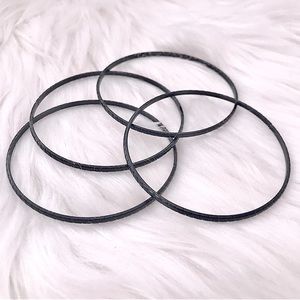 💚10/$10💚GUC 4 Black Thin Bangles Set
